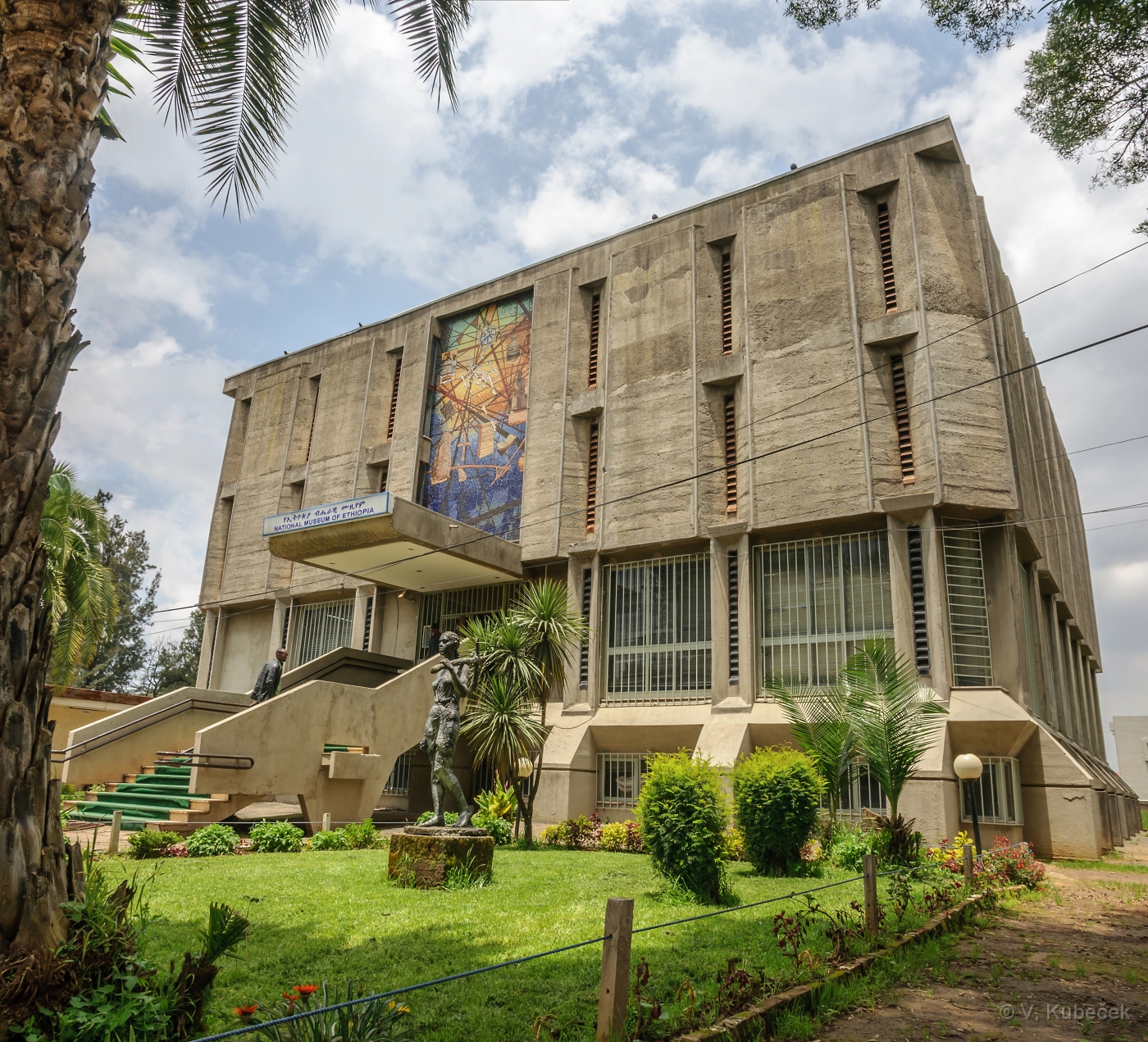 [Group 48]-DSC 7827 DSC 7828-2 images